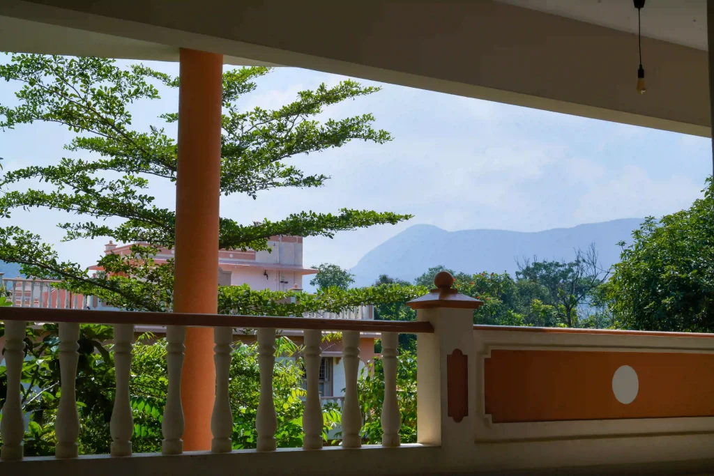 Sattva Rooms Executive extra 2